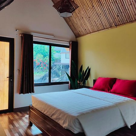 Sky Bay Lodge Ha Giang Extérieur photo