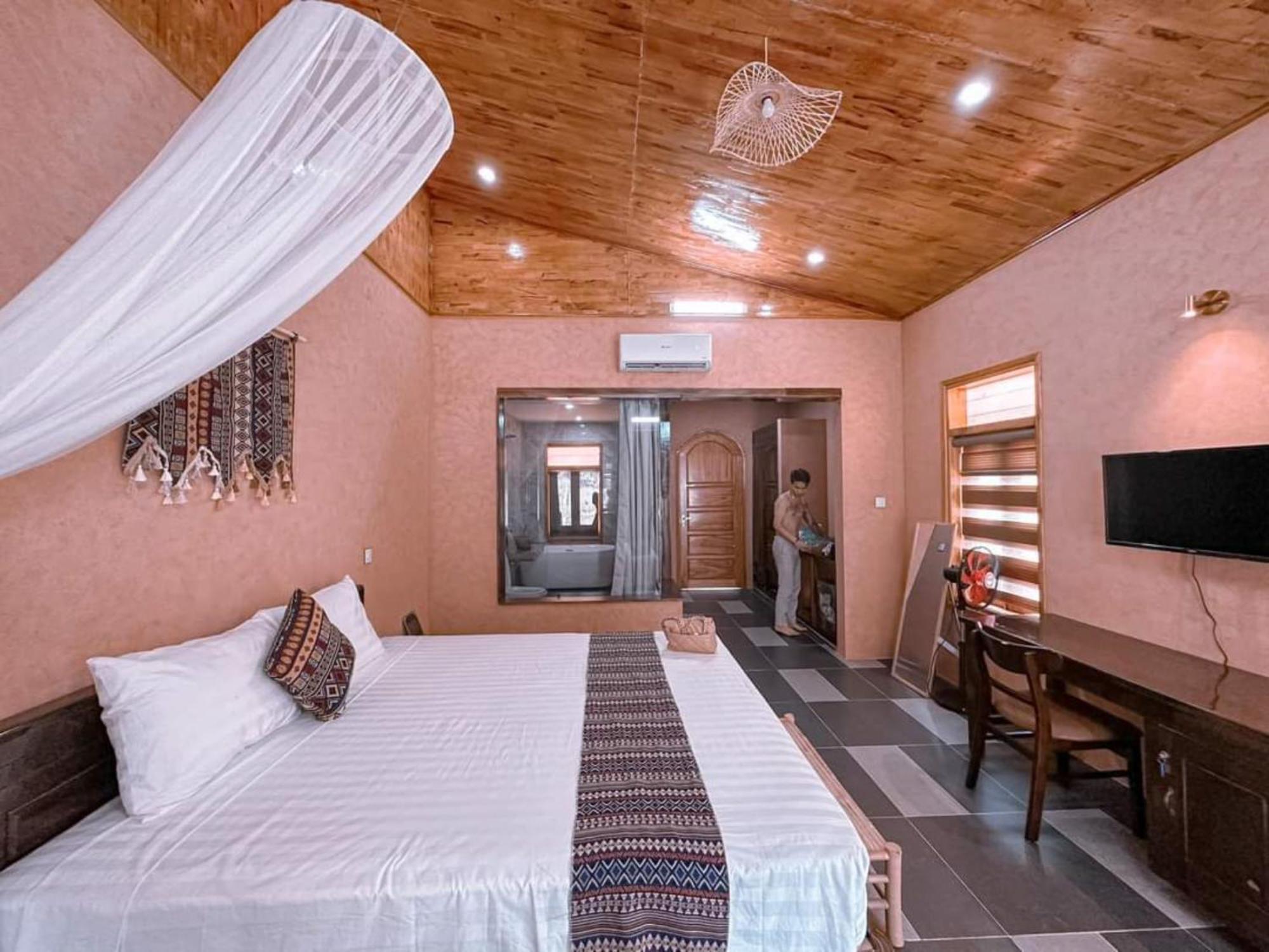 Sky Bay Lodge Ha Giang Extérieur photo