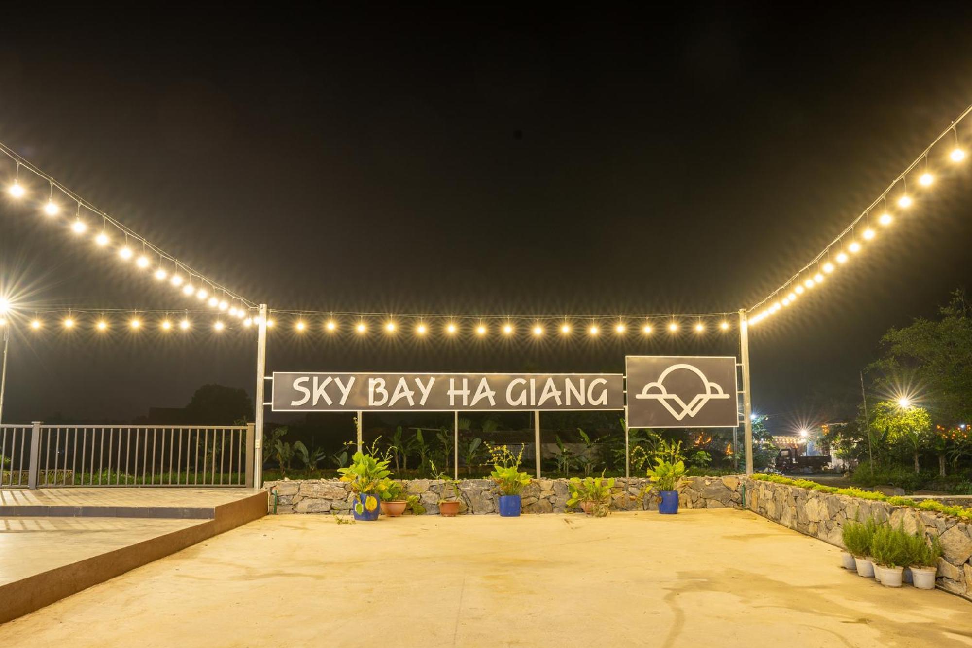 Sky Bay Lodge Ha Giang Extérieur photo