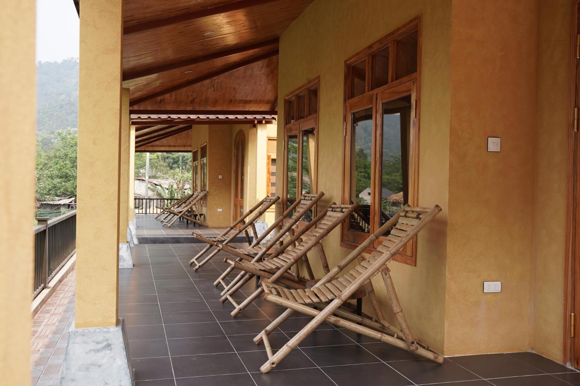 Sky Bay Lodge Ha Giang Extérieur photo