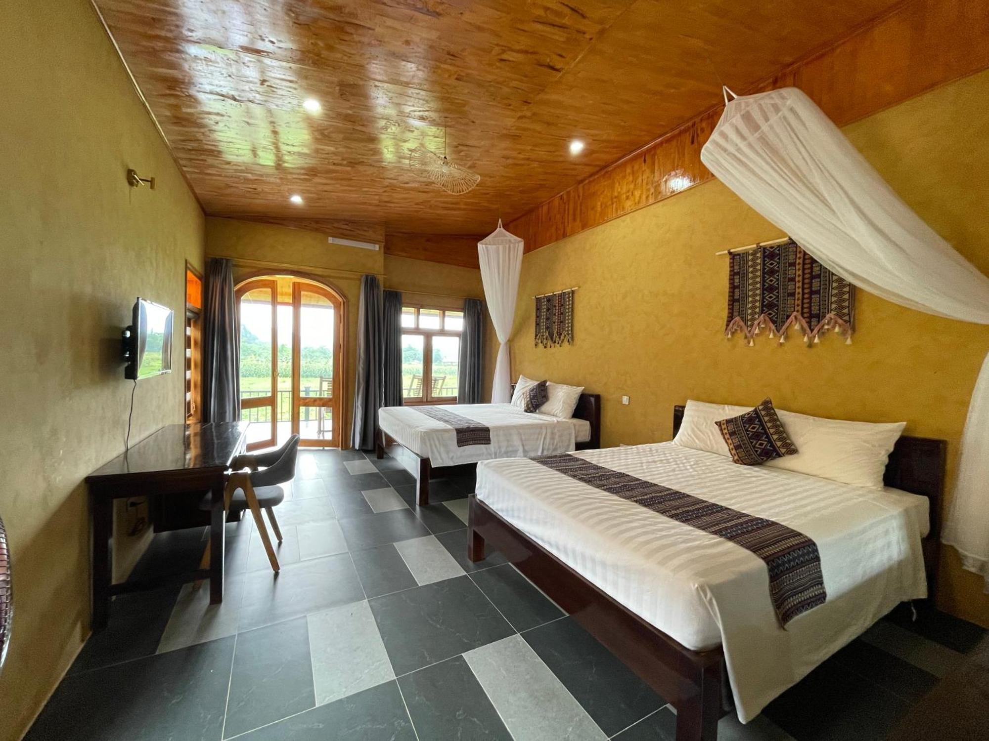 Sky Bay Lodge Ha Giang Extérieur photo