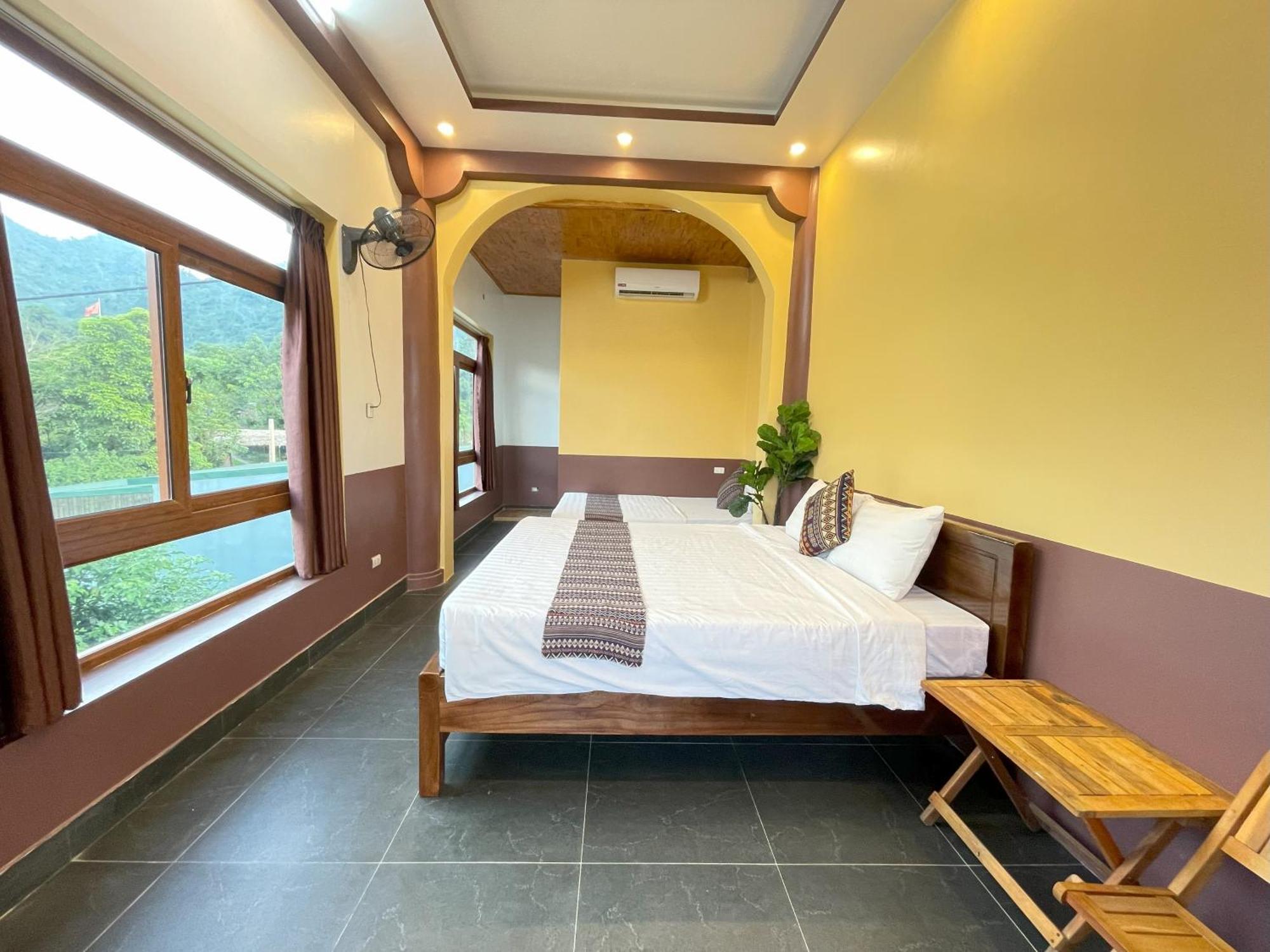 Sky Bay Lodge Ha Giang Extérieur photo