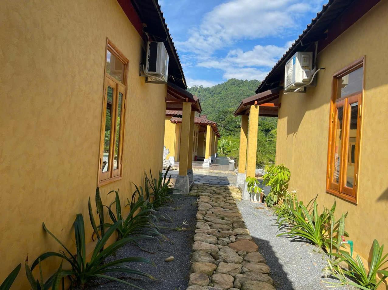 Sky Bay Lodge Ha Giang Extérieur photo
